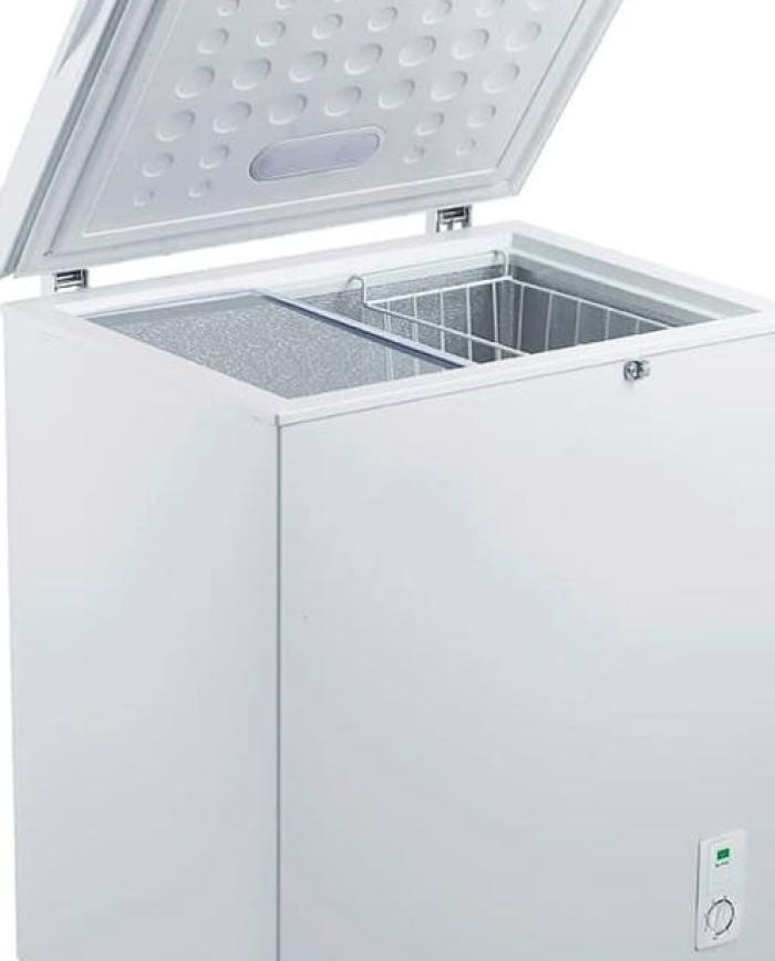 Figura 3A-D. Materiales de medición y almacenamiento que se usan en la preparación de raciones caseras.